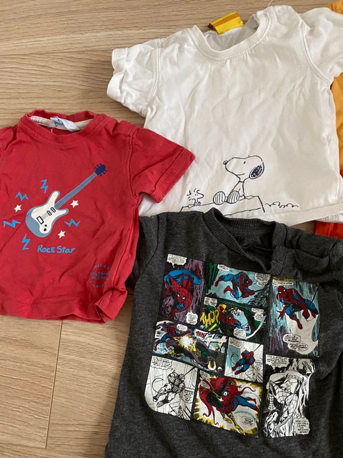 Lot de 7 t shirts manches courtes super etat 3 mois - photo numéro 2