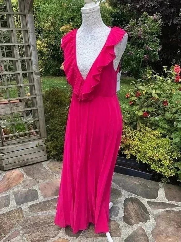 Robe Zara longue chic neuve taille S - photo numéro 3