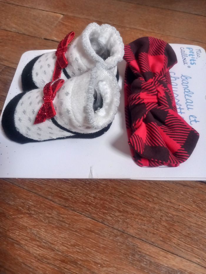Accessoires chaussettes et bandeau Noël - photo numéro 3