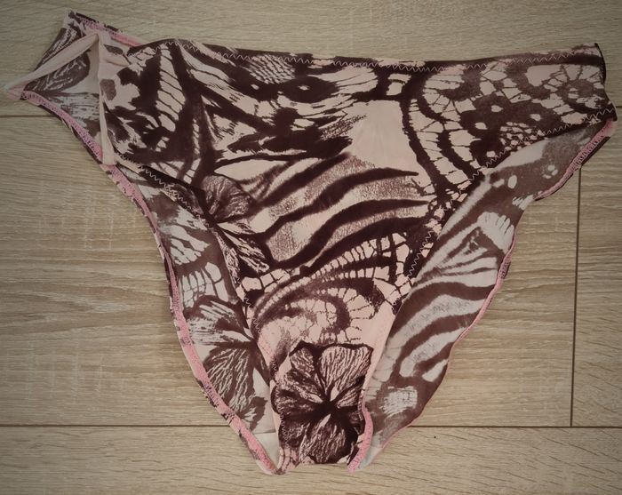 T. 40 (L) - Jolie culotte
