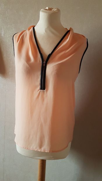 Chemisier sans manches couleur abricot taille 34 Only