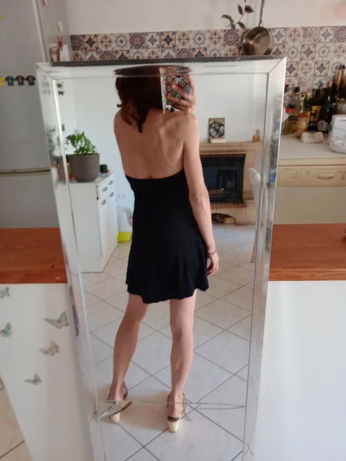 Robe 36 noir dos nu c 81 - photo numéro 4