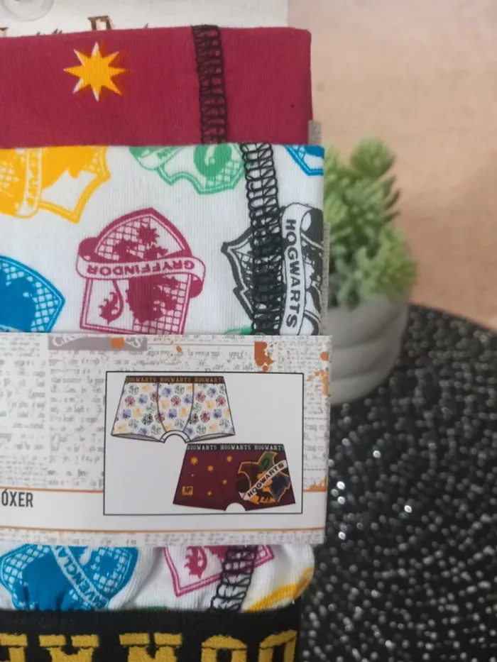 Lot 2 boxers Harry Potter Hogwarts – 8/10 ans – Neuf - photo numéro 2