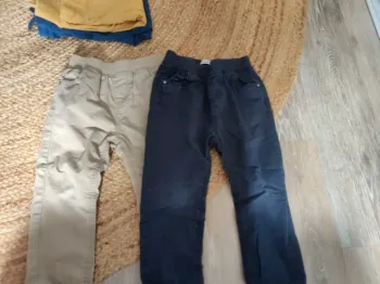 Lot de 2 pantalons taille droite 24 mois