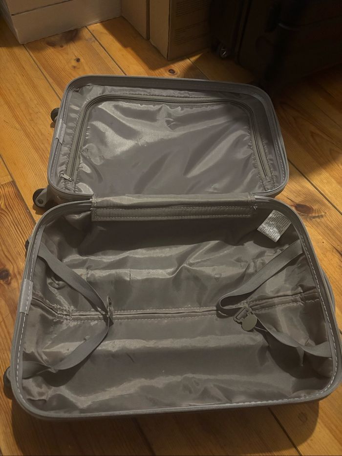 Valise rigide - photo numéro 2