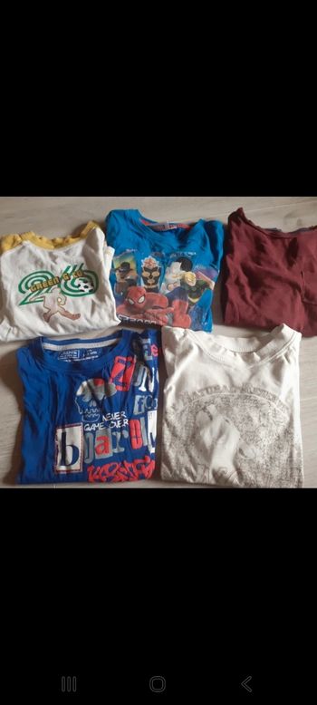 Lot tee-shirts manches longues 6 ans