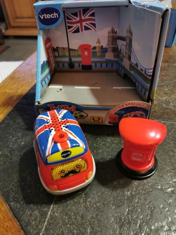 Tut tut  bolides Stanley le bus anglais