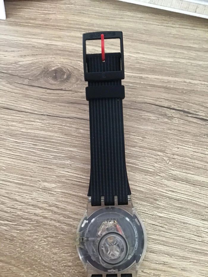Montre Swatch très originale en état de marche - photo numéro 5