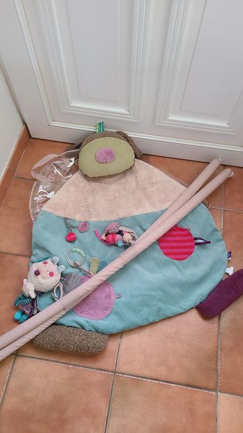 Tapis d éveil moulin Roty collection les vilains pas beaux - Moulin Roty