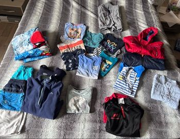 Lot vêtements garçons 5 ans