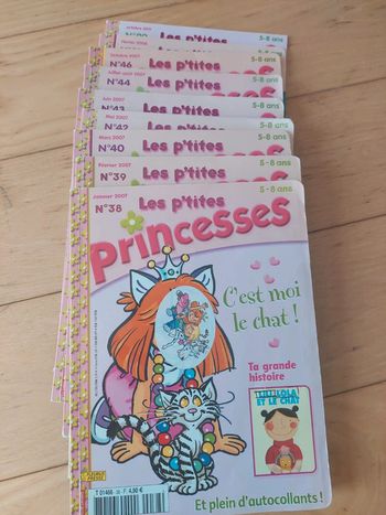 Lot de 9 magazines les p'tites princesses