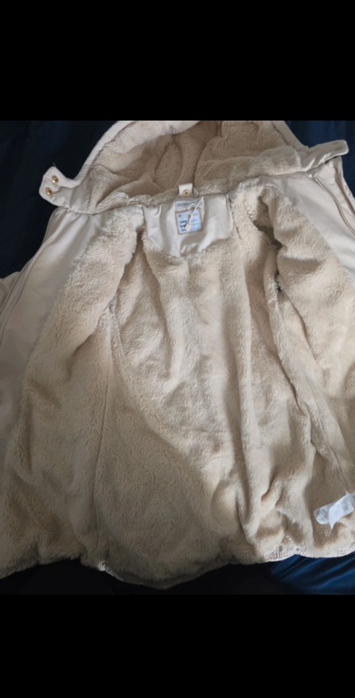 Doudoune manches longues en twill et sherpa + gilet pour fille

Taille 12ans - photo numéro 4