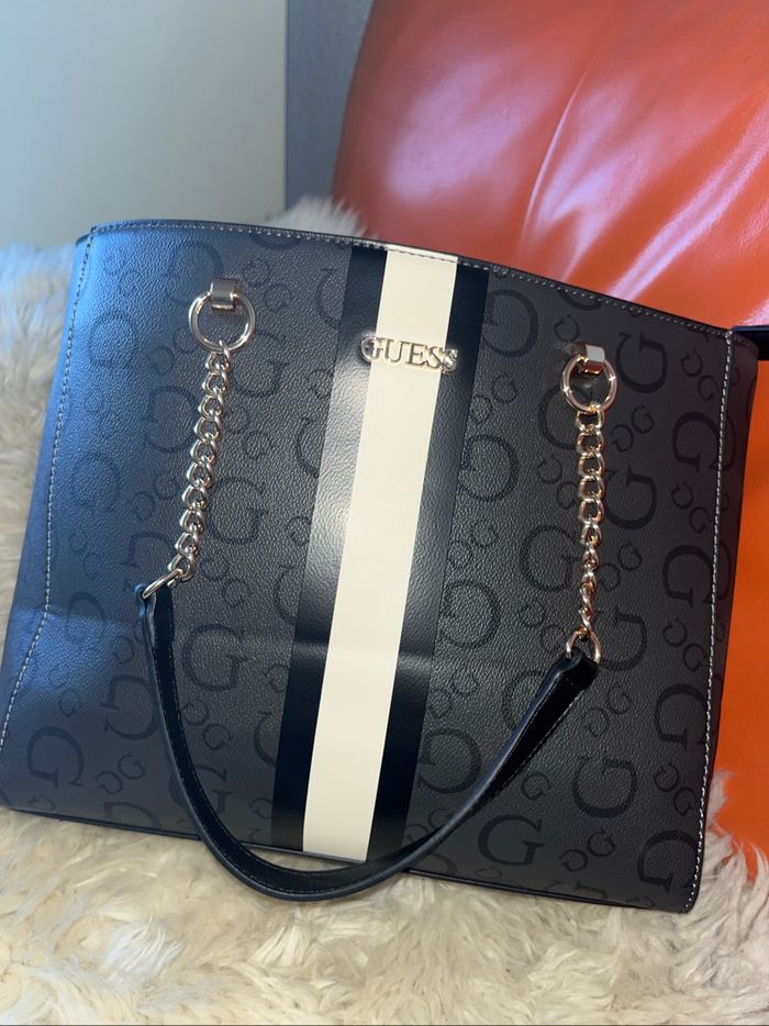 Grand sac à main Guest – Neuf avec étiquette