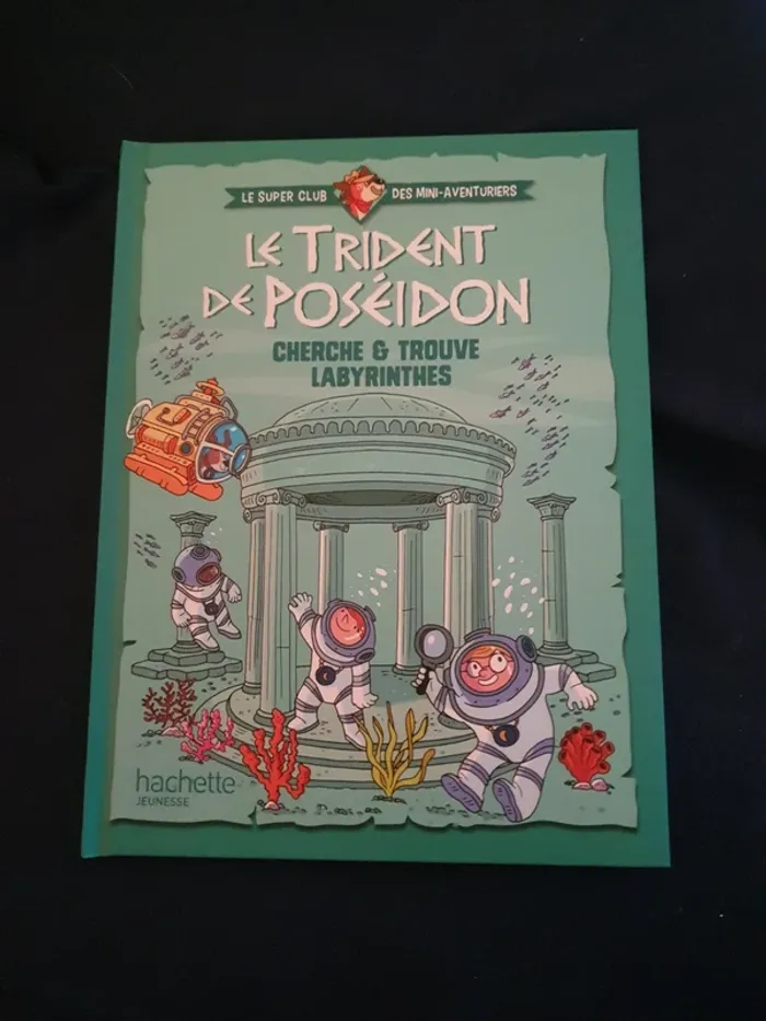 Livre le Trident de Poséidon mcdonald's