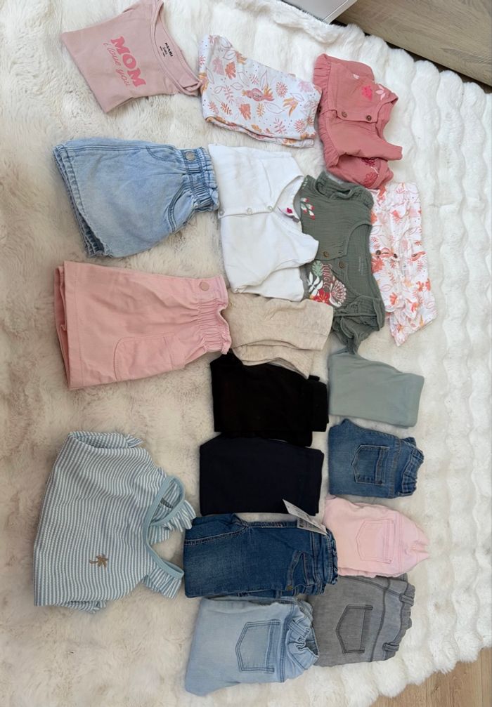 Lot vêtements 24 mois