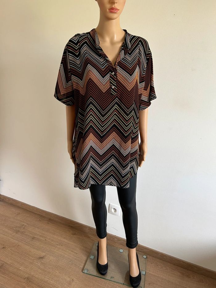 Blouse multicolore à manches courtes New Collection taille unique jamais portée (taille grand) - photo numéro 3