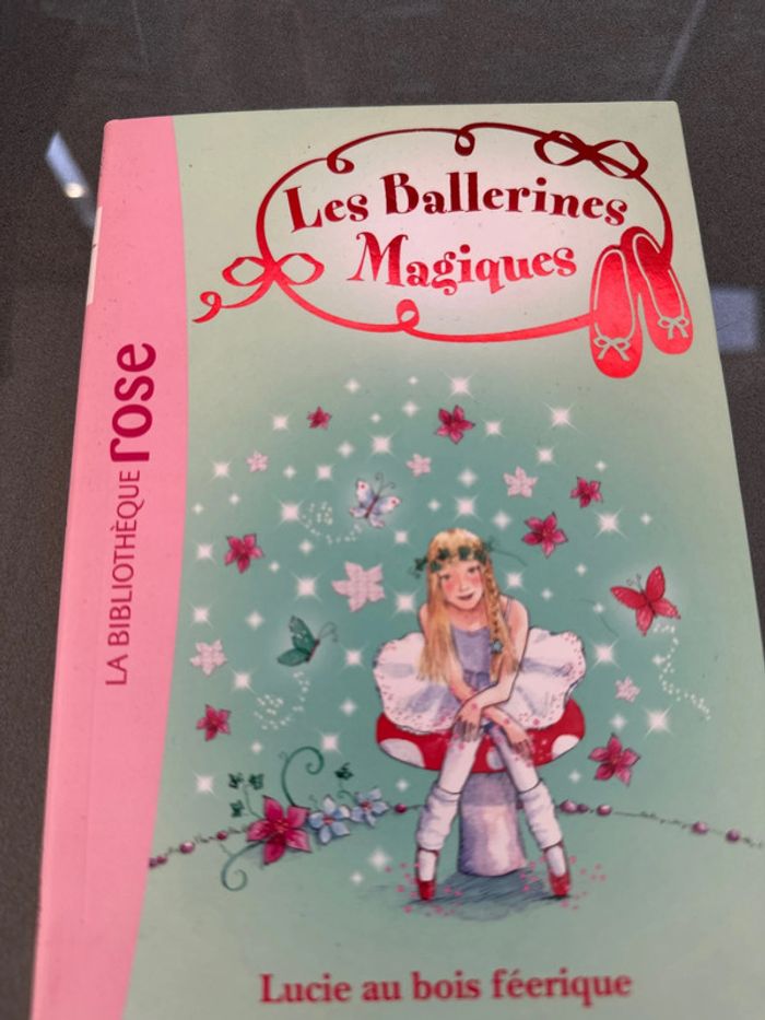 Les ballerines magiques Lucie au bois féerique