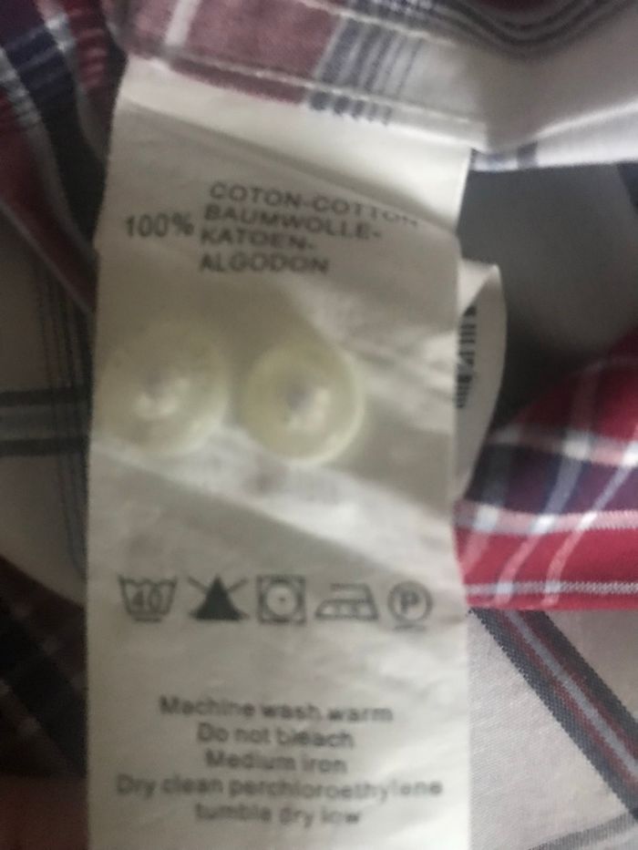 Chemise rouge Cyrillus 6 ans   NEUVE - photo numéro 4