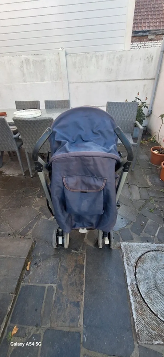 Poussette canne Child Wheels couleur jeans pas de livraison via vinted go - photo numéro 2