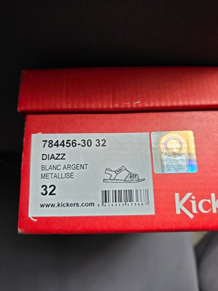 Sandale kickers neuf pointure 32 - photo numéro 7