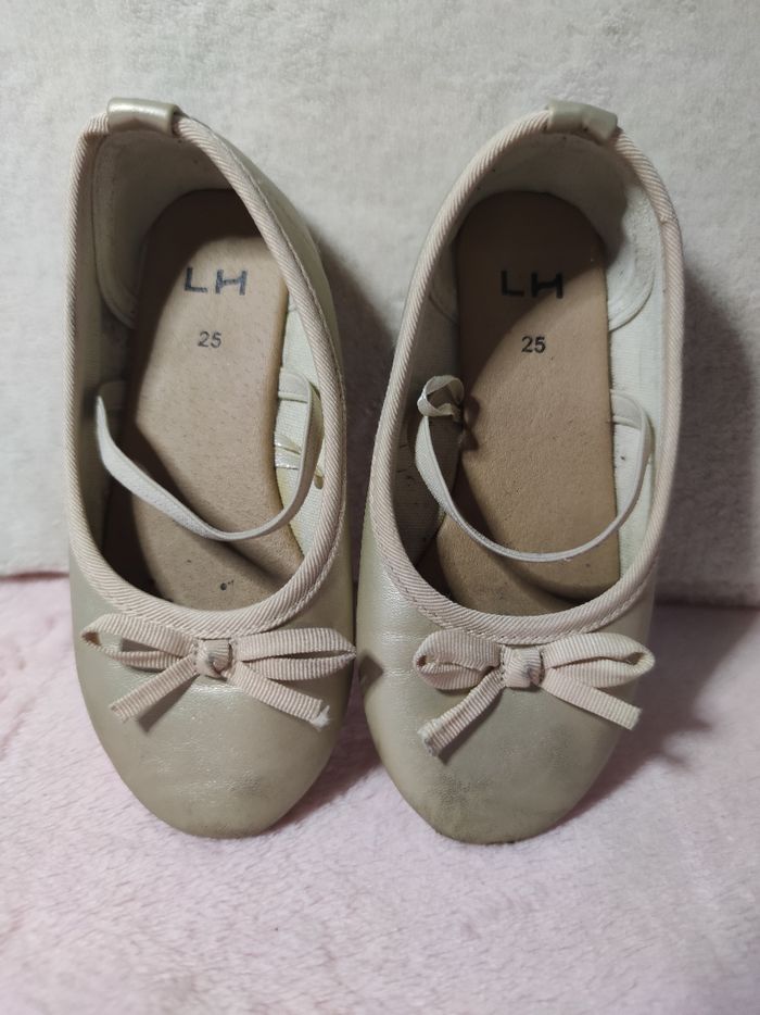 Ballerines dorées La Halle p.25