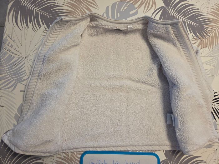 Gilet blanc tres epais - photo numéro 2