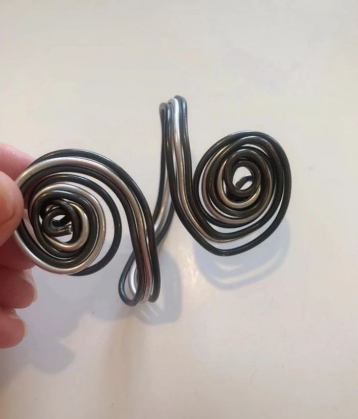 Bracelet noir et argenté - photo numéro 5