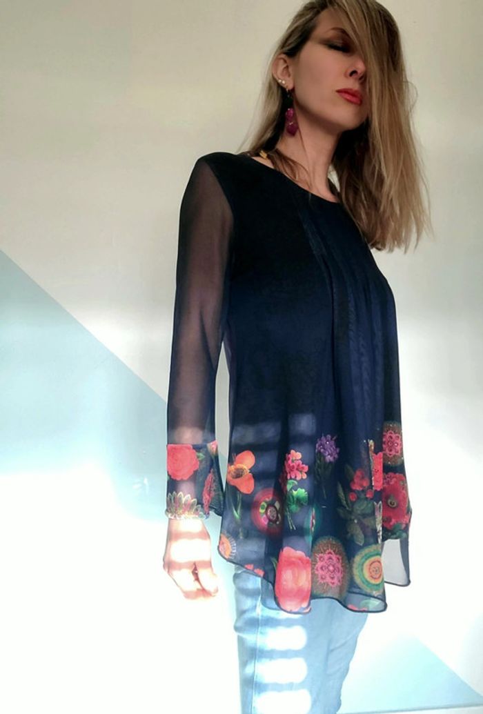 Tunique blouse Haut fleuri femme Marque Desigual taille 36 - photo numéro 5