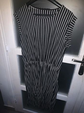 Robe rayé noir et blanc L