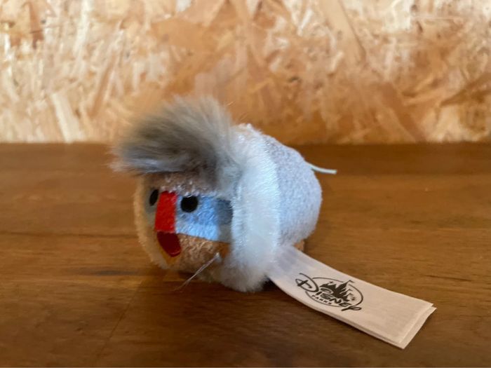 Tsum Tsum officiel Disney Singe Rafiki dans le roi lion