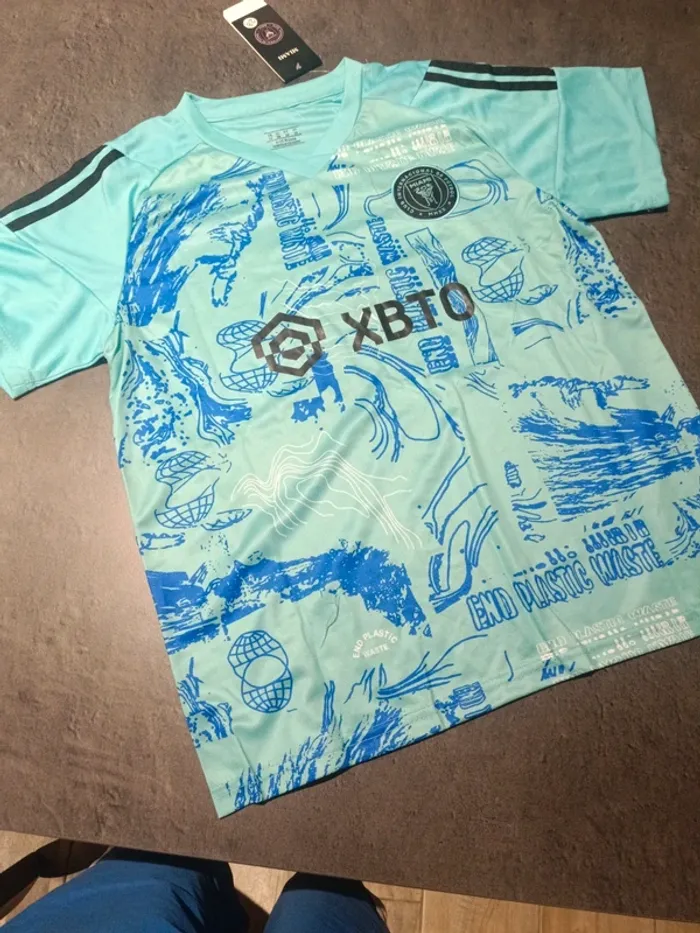 Tenue foot Léo Messi Inter Miami bleu. T.28 - photo numéro 2