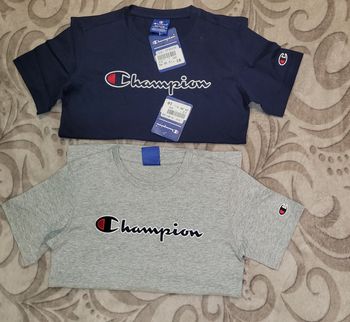 T-shirt 10 ans champion neuf 