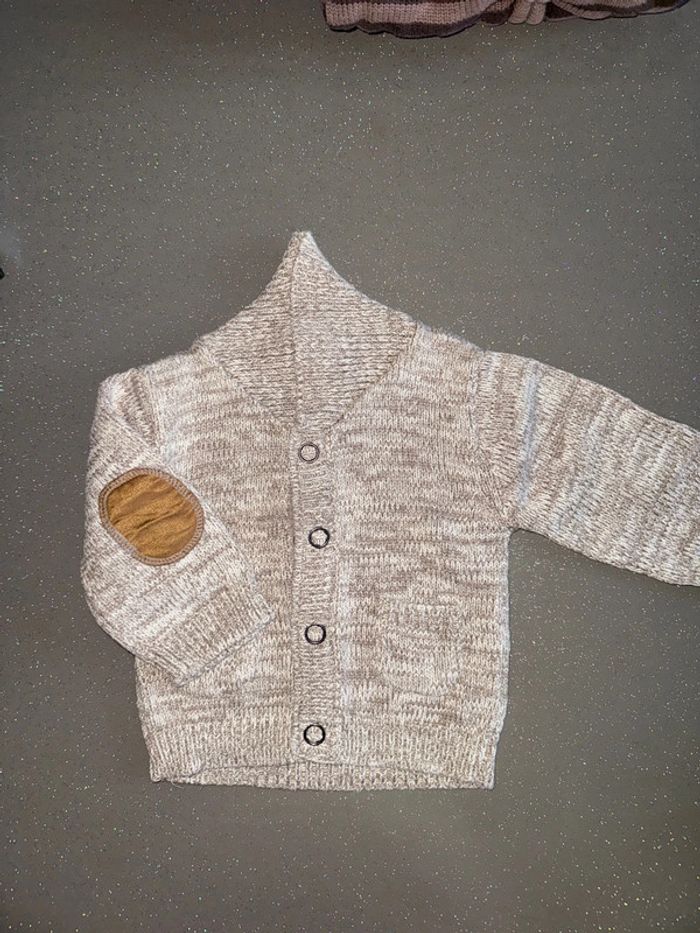 Lot de 4 gilets hiver 12 mois - photo numéro 4