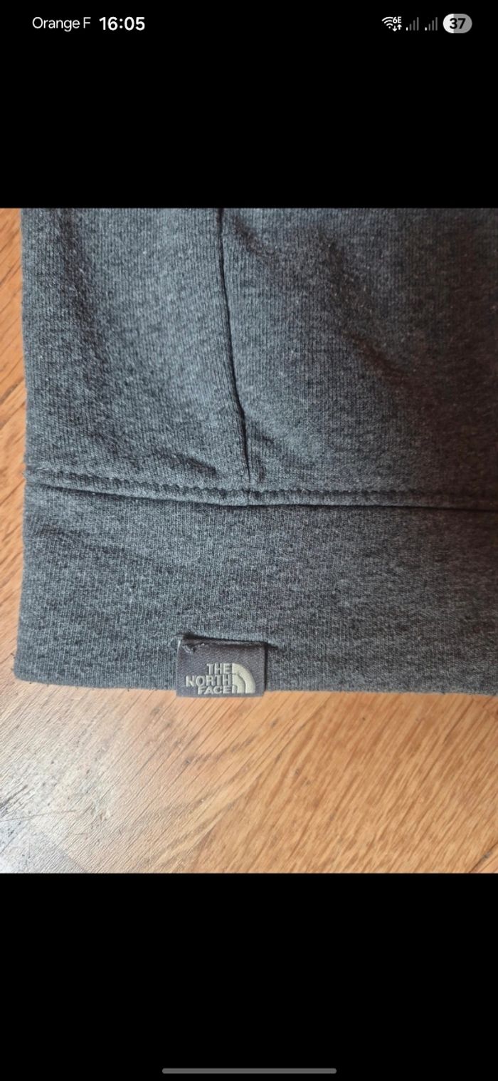 Sweat capuche/ The North Face /Très bon Etat - photo numéro 3