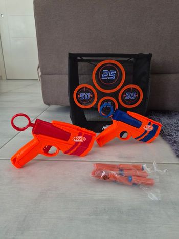 Pistolets nerf avec cible et munitions 