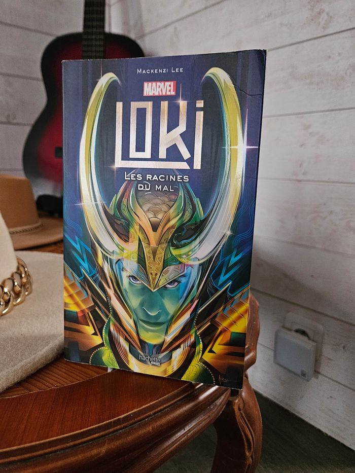 Livre disney marvel 'LOKI'