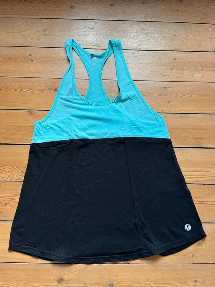 Lot de débardeurs / hauts / tops / tee-shirts taille M - photo numéro 5