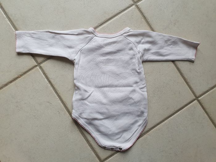 Body 3 mois - photo numéro 2