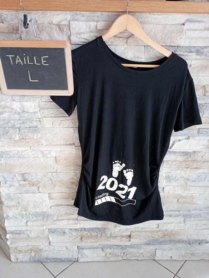 T-shirt de grossesse taille L en très bon état