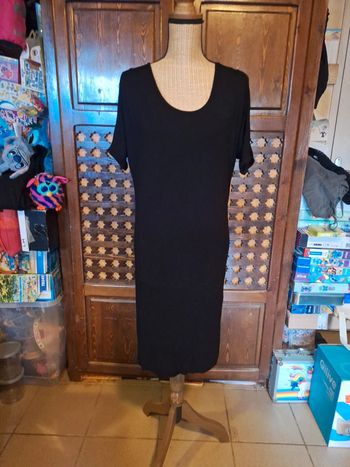 Robe noire yessica C&A M