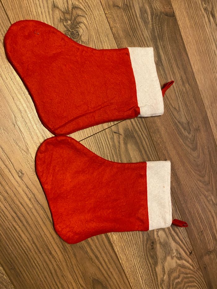 Lot 2 chaussettes Noël Rennes, jamais utilisées. - photo numéro 4