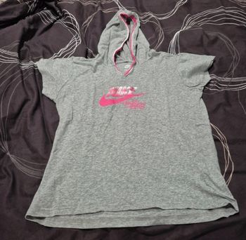 T-shirt à capuche Nike 13/15ans