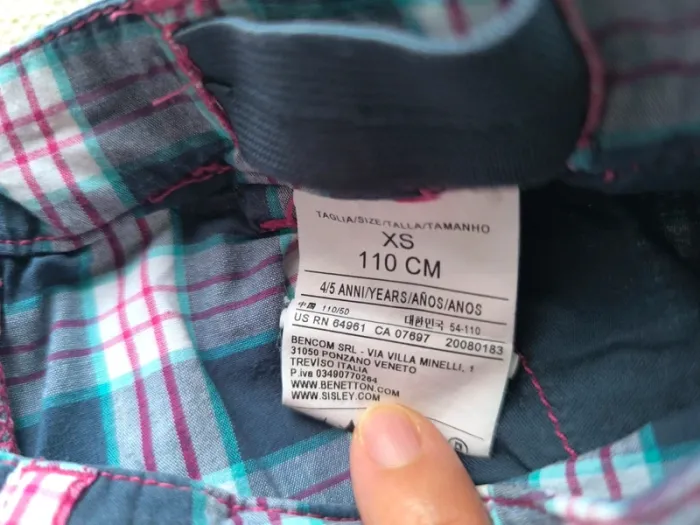 Short à carreaux Benetton – Taille 4/5 ans 👧 - photo numéro 3