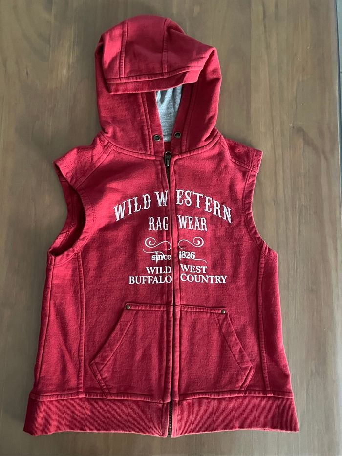 Pull débardeur capuche rouge West 8 ans