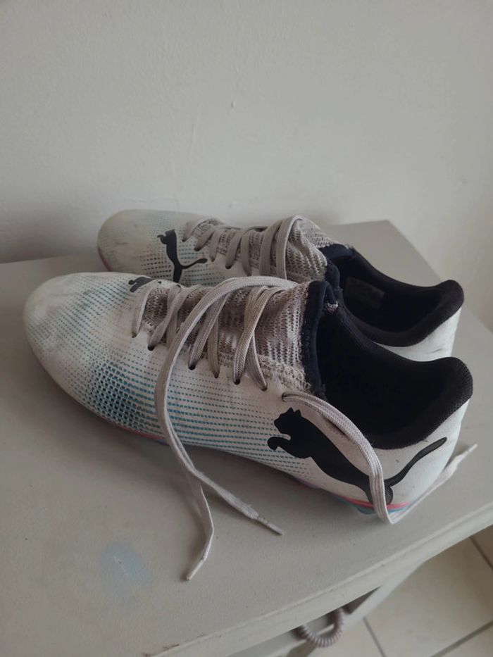 👟Crampons Puma taille 35👟 - photo numéro 2