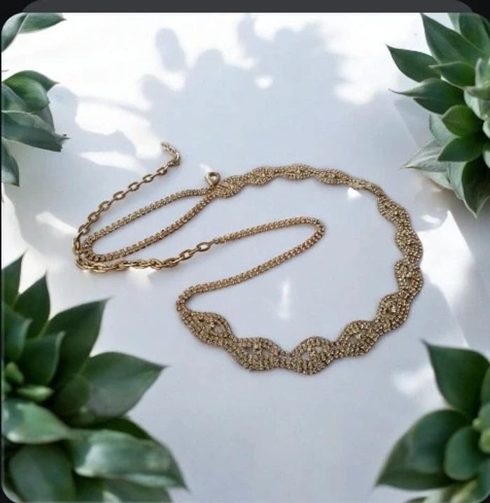 Ceinture en strass de 105 cm en très bon état - photo numéro 2