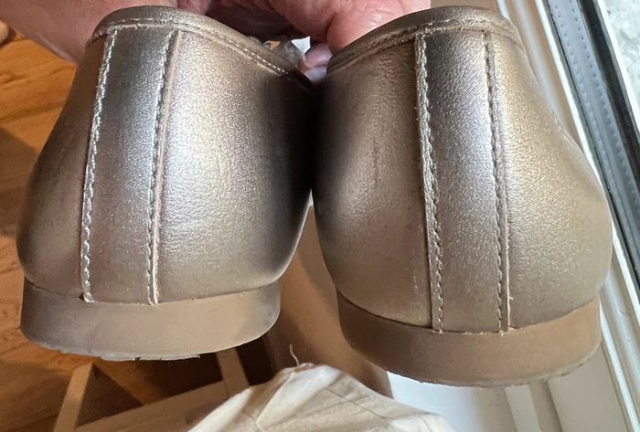 Mocassins fille dorés pointure 33 cuir véritable – Pom d’Api - photo numéro 7