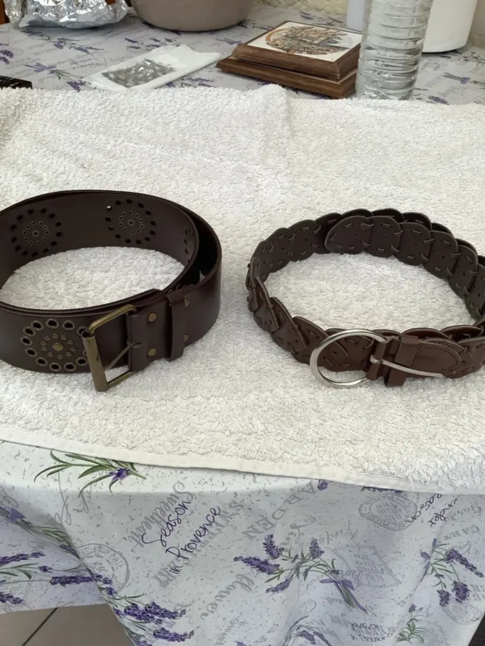 2 ceintures marron