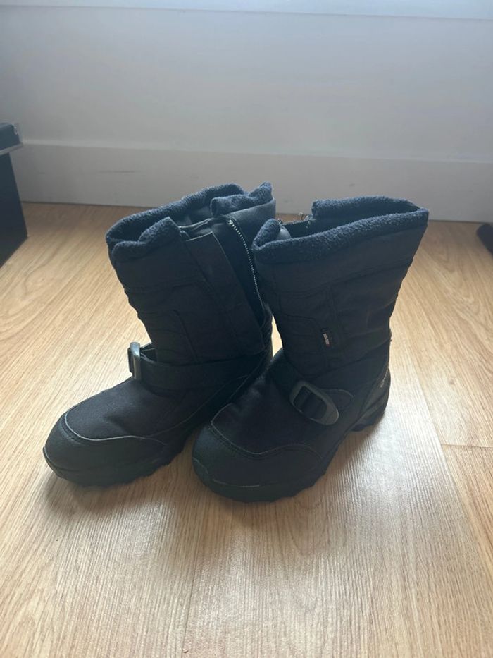 Après ski Quechua taille 30 - photo numéro 2