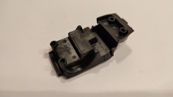 pièces détachées Duesenberg J rouge et noir 1/43 1/43e 1/43eme marque Solido - photo numéro 7